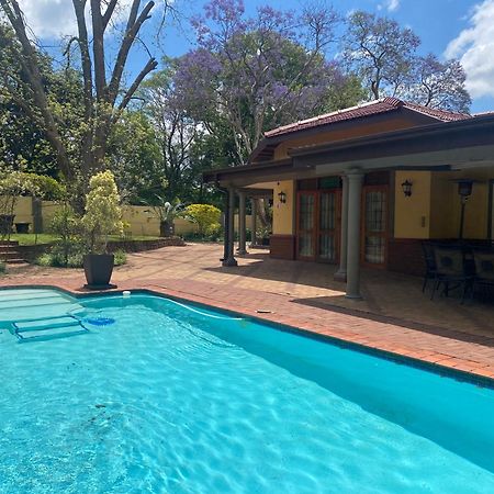 Madlula'S Guesthouse Pietermaritzburg Exterior foto