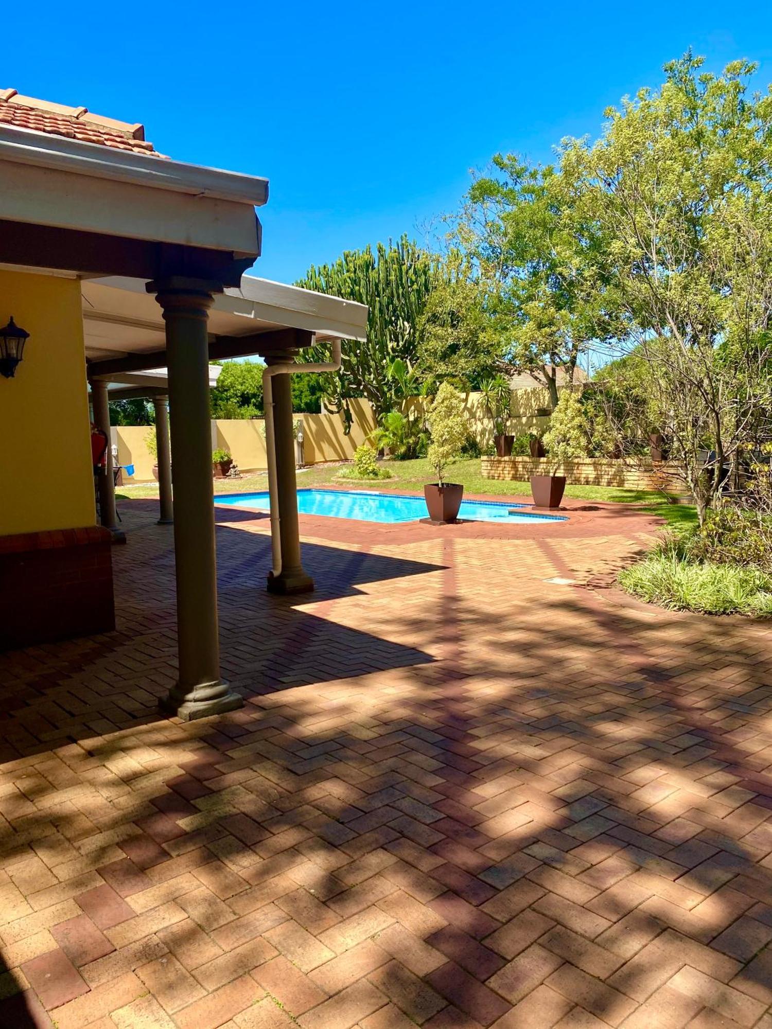 Madlula'S Guesthouse Pietermaritzburg Exterior foto