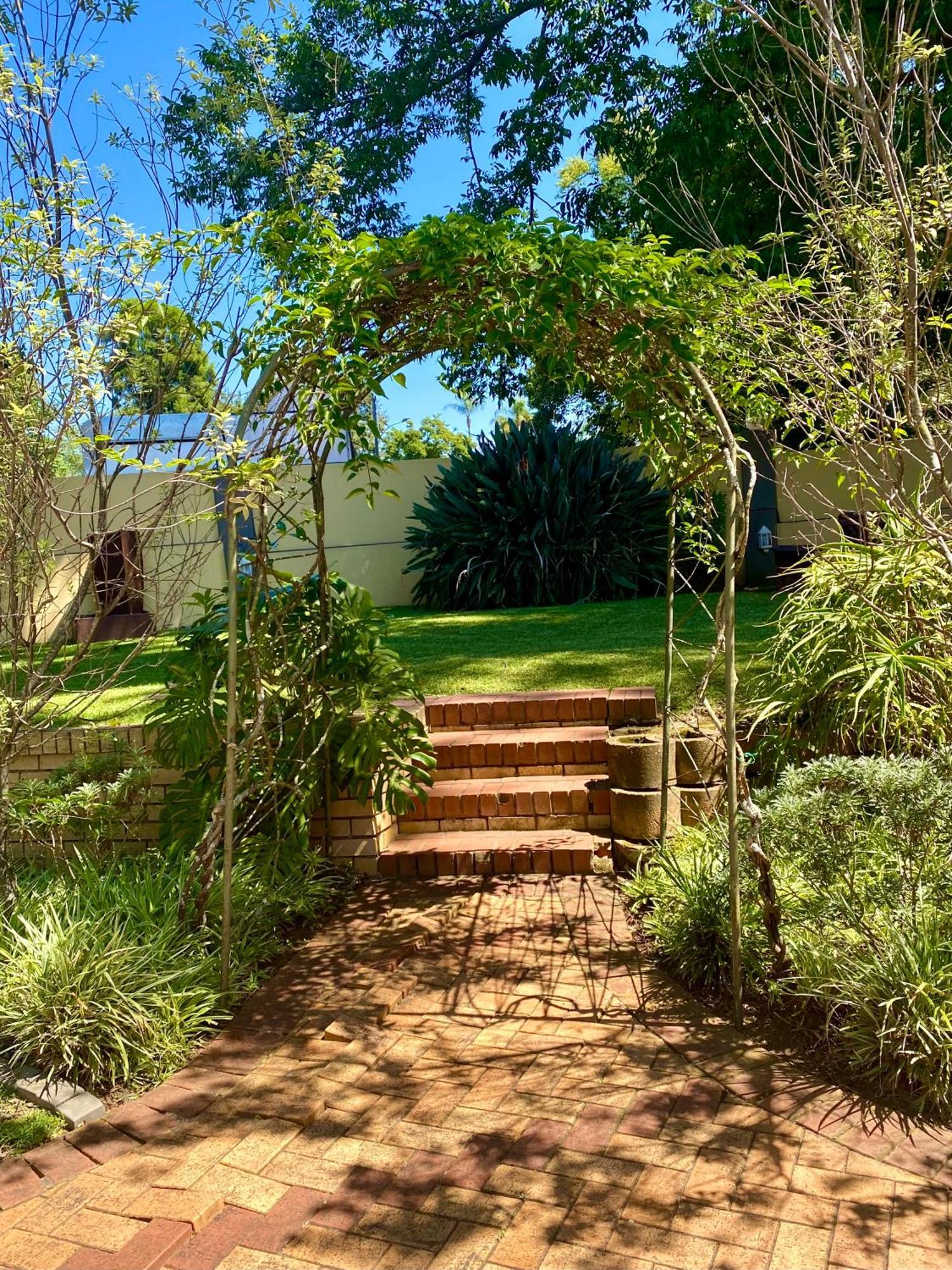 Madlula'S Guesthouse Pietermaritzburg Exterior foto